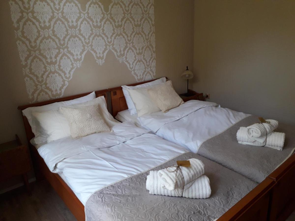 Baronka Bed & Breakfast & Bistrot Betliar Exterior foto